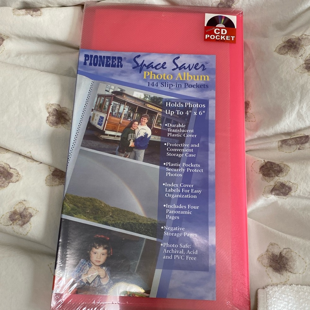 Pioneer Space Saver photo album NWT
